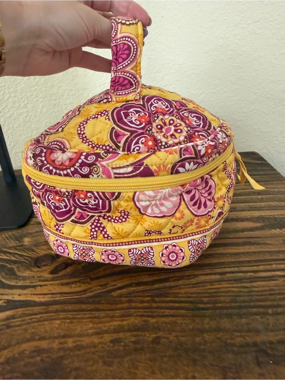 Vera Bradley Quilted Round Travel Cosmetic | Bali Gold | Retired